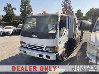 2005 Chevrolet W45042 Flatbed Truck