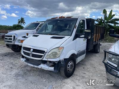2007 Dodge Sprinter 3500 Flatbed Truck