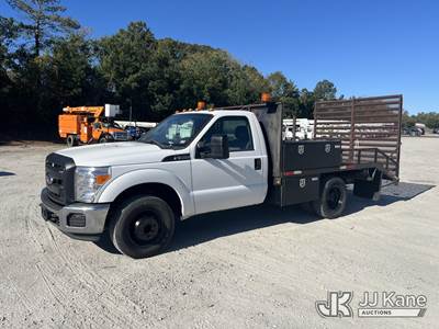Ford F-350 Flatbed Truck