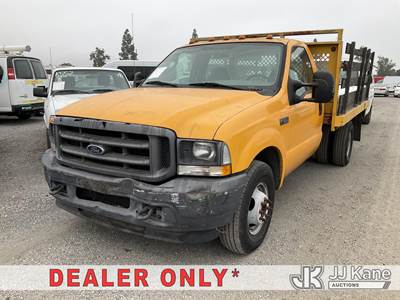 2004 Ford F-350 SD Stake Truck