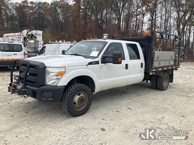 2012 Ford F350 4x4 Crew-Cab Flatbed Truck