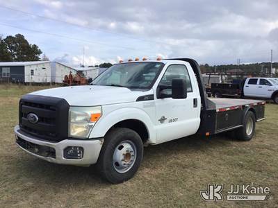 2011 Ford F-350 SD Flatbed Truck