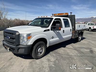2012 Ford F350 Crew-Cab Flatbed Truck