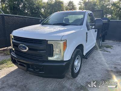 2017 Ford F350 Flatbed Truck