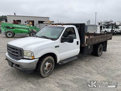 2002 Ford F350 Flatbed Truck