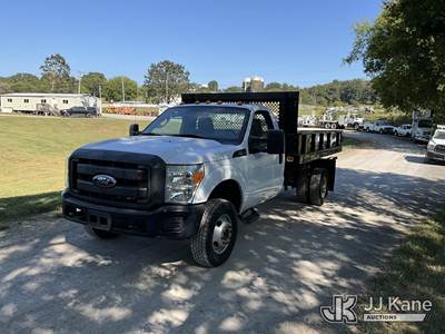 2011 Ford F350 4x4 Flatbed Truck