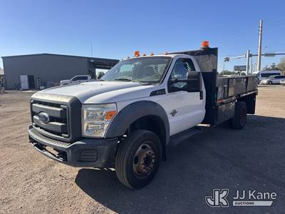 2014 Ford F-450 SD Regular Cab DRW Flatbed Truck