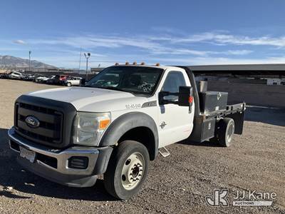 2014 Ford F-450 SD Flatbed Truck