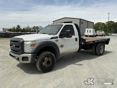 2015 Ford F450 Flatbed Truck