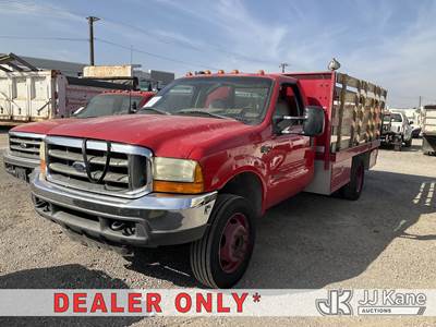 2000 Ford F-450 SD Regular Cab 2WD DRW Stake Truck