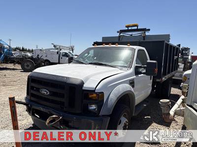 2010 Ford F-450 SD DRW Flatbed Truck
