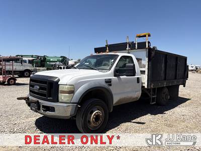 2008 Ford F-450 SD Regular Cab DRW Flatbed Truck