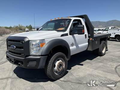 2016 Ford F450 4x4 Flatbed Truck