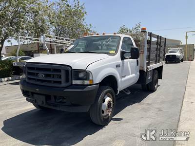 2004 Ford F-450 SD Regular Cab DRW Stake Truck