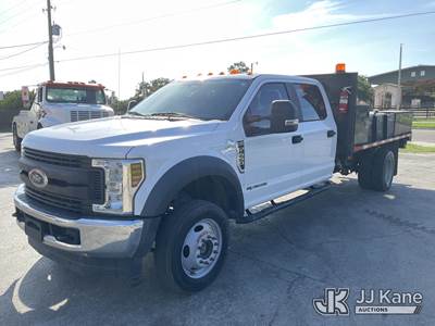 2019 Ford F450 4x4 Crew-Cab Flatbed Truck