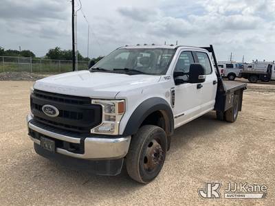 2020 Ford F450 Crew-Cab Flatbed Truck