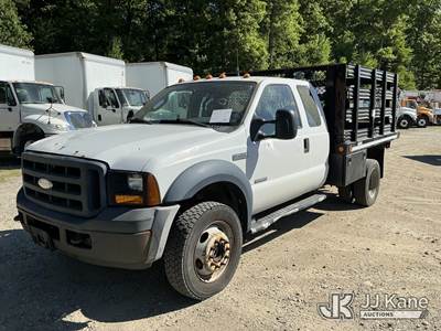 2007 Ford F-450 Flatbed Truck