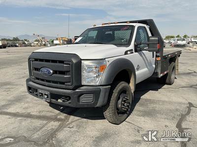 2016 Ford F450 4x4 Flatbed Truck