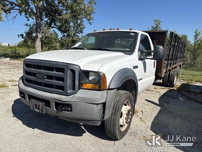 2006 Ford F-450 SD Stake Truck