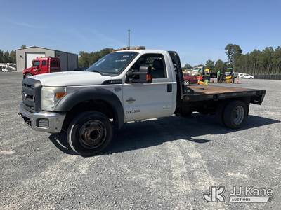 2015 Ford F450 Flatbed Truck