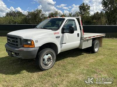 2000 Ford F-450 SD Flatbed Truck