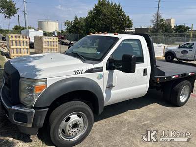 Ford F-550 Flatbed Truck