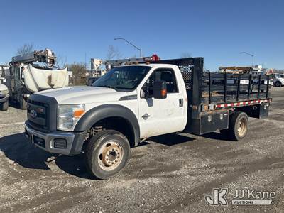 2014 Ford F550 2WD Flatbed Truck