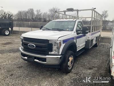 2019 Ford F550 2WD Flatbed Truck