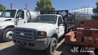 2005 Ford F550 Flatbed Truck