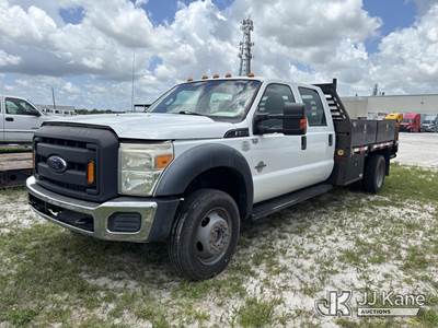 2014 Ford F550 4x4 Crew-Cab Flatbed Truck