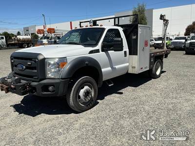 2013 Ford F550 4x4 Flatbed Truck