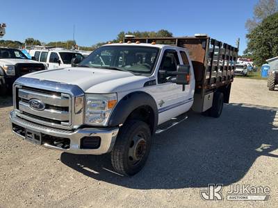 2015 Ford F-550 SuperCab DRW Extended-Cab Stake Truck