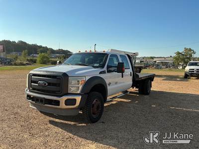 2012 Ford F550 Crew-Cab Flatbed Truck