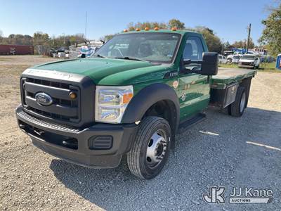 2013 Ford F-550 Regular Cab DRW Flatbed Truck