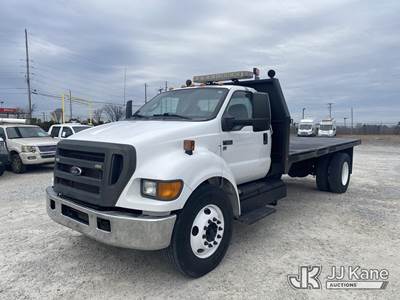2015 Ford F-650 Flatbed Truck