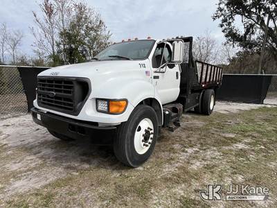 2002 Ford F650 Flatbed Truck