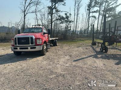 2017 Ford F650 Flatbed Truck