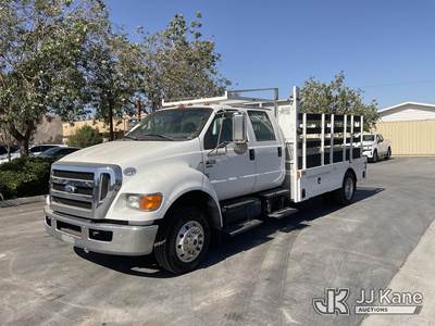 2010 Ford F-650 Crew-Cab Flatbed Truck