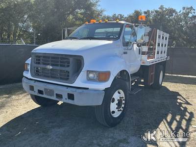 2002 Ford F-750 Stake Truck