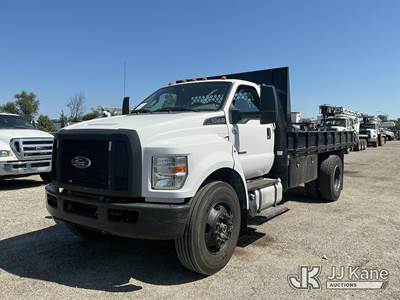 2018 Ford F750 Flatbed Truck
