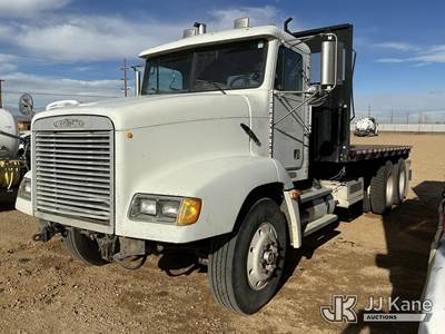 1995 Freightliner FLD112 T/A Flatbed Truck