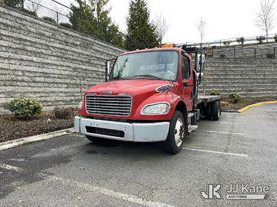2015 Freightliner M2 106 Flatbed Truck