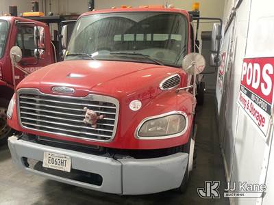 2017 Freightliner M2 106 Flatbed Truck