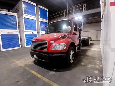 2015 Freightliner M2 106 Flatbed Truck