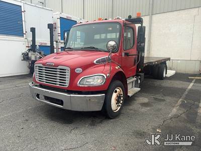 Freightliner M2 106 Flatbed Truck
