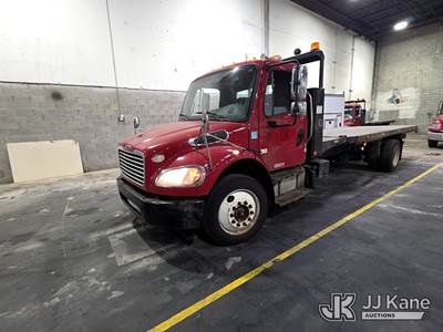 2015 Freightliner M2 106 Flatbed Truck