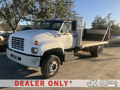 2000 GMC C5500 Flatbed Truck