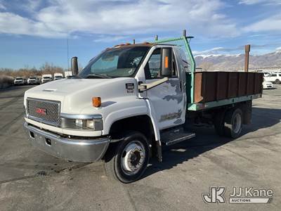 2006 GMC C5500 Flatbed Truck
