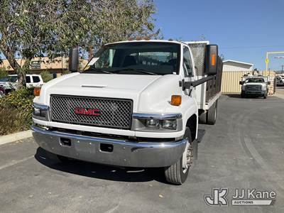 2008 GMC C5500 Stake Truck