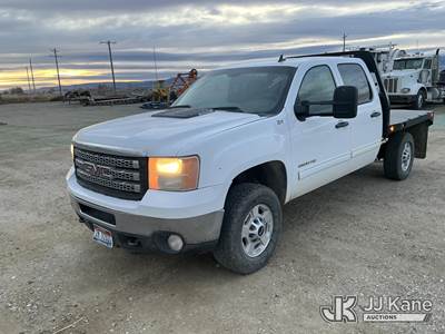GMC Sierra 2500HD Flatbed Truck